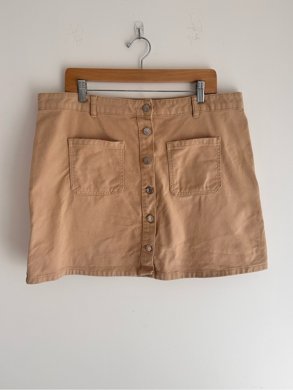 Denim&Co Button-Front Beige Mini Skirt